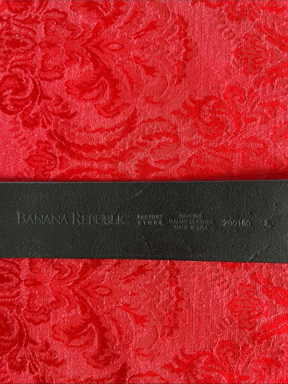 Banana Republic Black Italian Leather Belt Embossed Floral Solid Brass USA 30